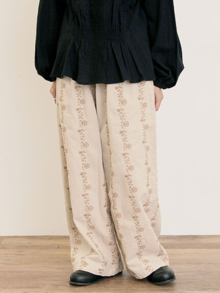 【M/Lサイズ】花刺繍パンツ(チャコールグレー/ベージュ/ブラウン)|Samansa Mos2(サマンサ モスモス)通販