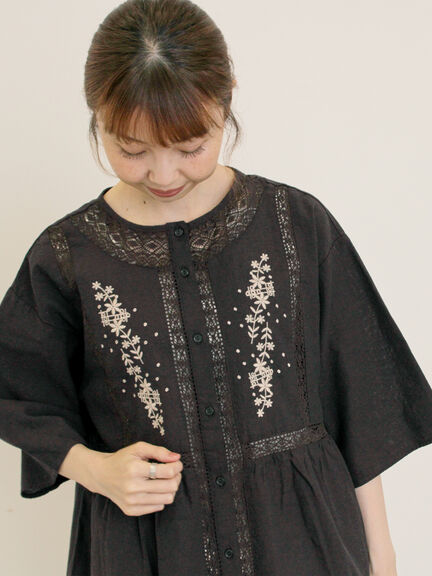 花刺繍切替えブラウス(グレー/チャコールグレー/マスタード/キナリ)|Samansa Mos2(サマンサ モスモス)通販