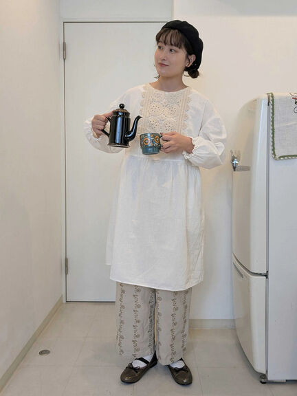 【WEB限定】胸元レース貼りチュニック(ブラック/キナリ)|Samansa Mos2(サマンサ モスモス)通販