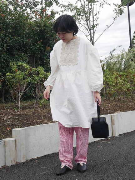 【WEB限定】胸元レース貼りチュニック(ブラック/キナリ)|Samansa Mos2(サマンサ モスモス)通販