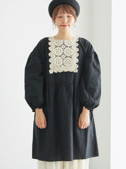 【WEB限定】胸元レース貼りチュニック(ブラック/キナリ)|Samansa Mos2(サマンサ モスモス)通販