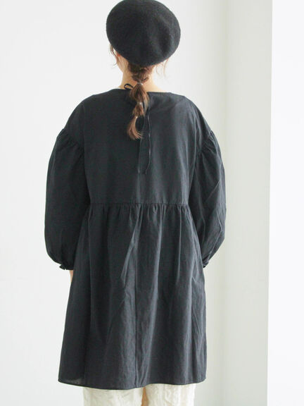 【WEB限定】胸元レース貼りチュニック(ブラック/キナリ)|Samansa Mos2(サマンサ モスモス)通販