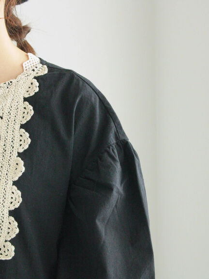 【WEB限定】胸元レース貼りチュニック(ブラック/キナリ)|Samansa Mos2(サマンサ モスモス)通販