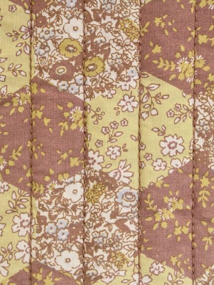 パッチワーク風花柄キルトビスチェ(ブラック/ベージュ/イエロー)|Samansa Mos2(サマンサ モスモス)通販