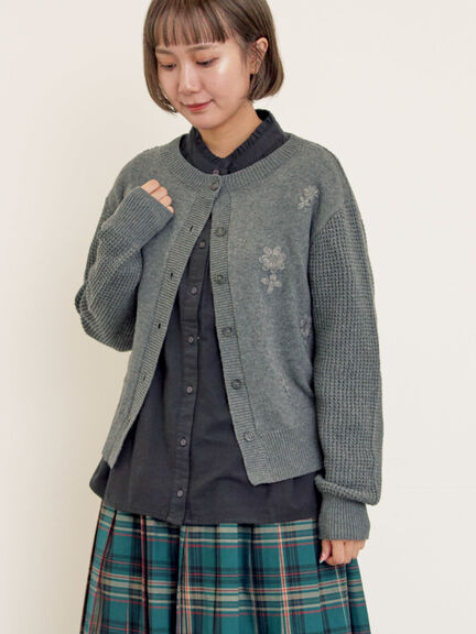 ◎刺繍カーディガン(グレー/チャコールグレー/レッド)|Samansa Mos2(サマンサ モスモス)通販