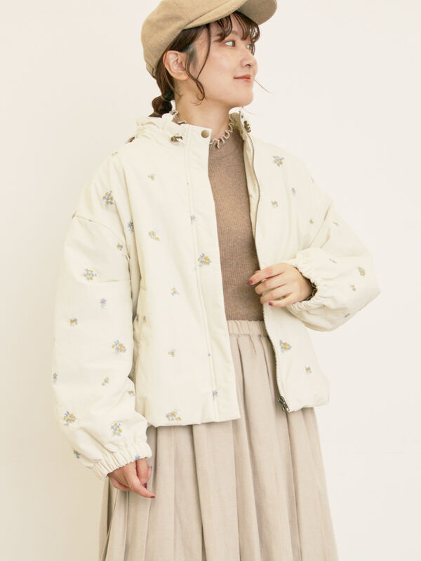 小花総刺繍中綿ジャケット(ブラック/オレンジ/キナリ)|Samansa Mos2(サマンサ モスモス)通販