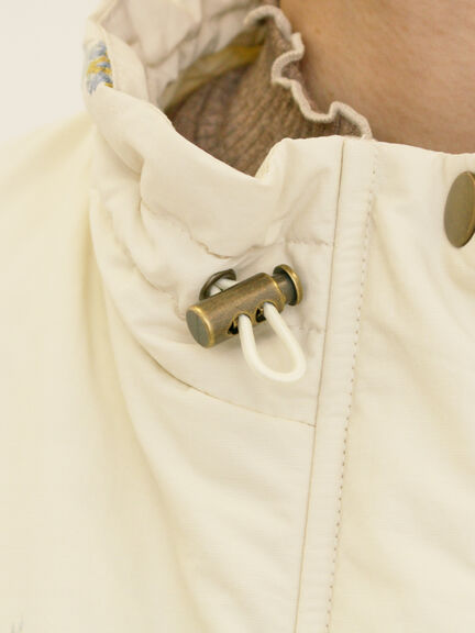 小花総刺繍中綿ジャケット(ブラック/オレンジ/キナリ)|Samansa Mos2(サマンサ モスモス)通販