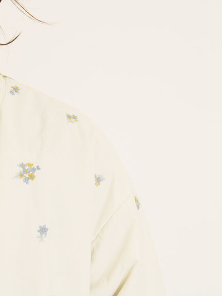 小花総刺繍中綿ジャケット(ブラック/オレンジ/キナリ)|Samansa Mos2(サマンサ モスモス)通販