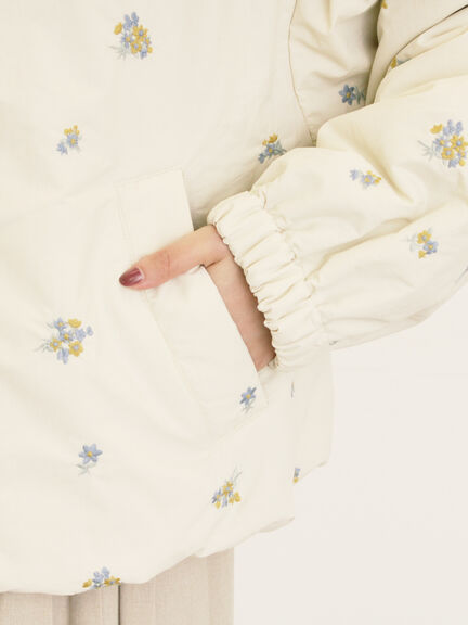 小花総刺繍中綿ジャケット(ブラック/オレンジ/キナリ)|Samansa Mos2(サマンサ モスモス)通販