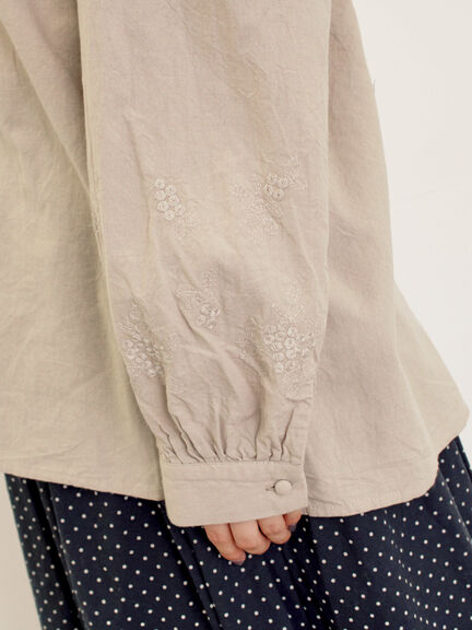 ◎袖刺繍ブラウス(オフホワイト/ブラック/ベージュ)|Samansa Mos2(サマンサ モスモス)通販