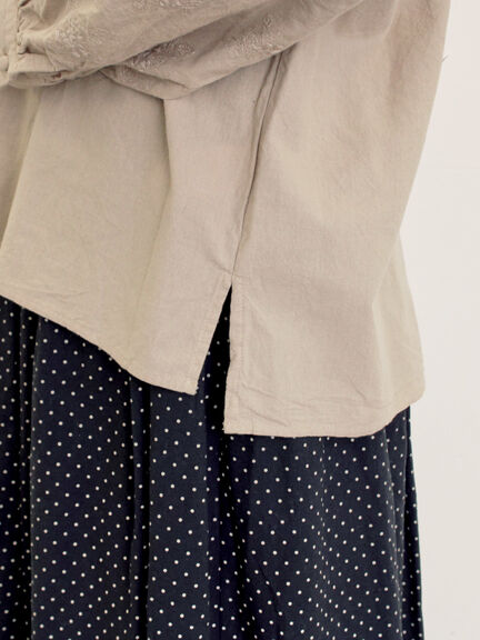 ◎袖刺繍ブラウス(オフホワイト/ブラック/ベージュ)|Samansa Mos2(サマンサ モスモス)通販