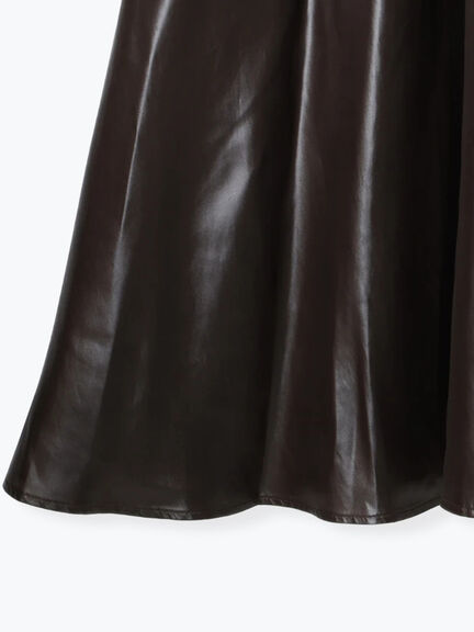 【Atelier plier】アシンメトリープリーツロングスカート(セットアップ可)《2025Autumn catalog item》(ブラウン)|Te chichi(テチチ)通販