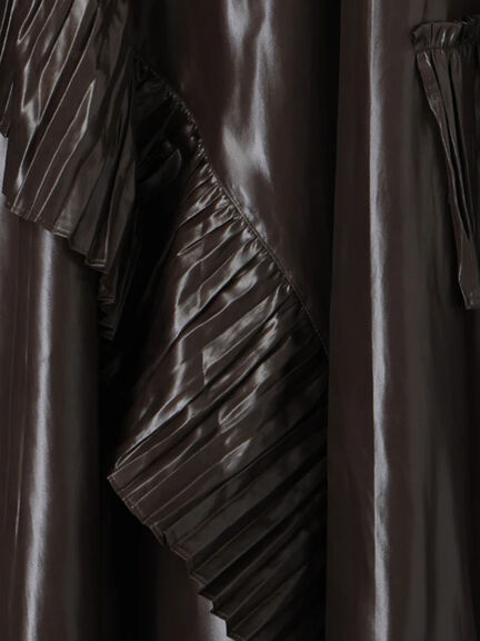 【Atelier plier】アシンメトリープリーツロングスカート(セットアップ可)《2025Autumn catalog item》(ブラウン)|Te chichi(テチチ)通販