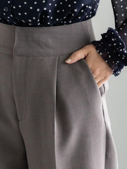 バックレースアップロングパンツ《2025Autumn catalog vol.2 item》(チャコールグレー/ベージュ)|Te chichi(テチチ)通販