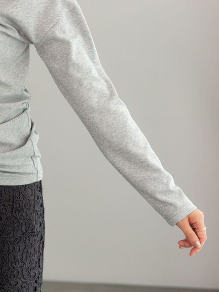 スムースアシメロングスリーブプルオーバー《2025Autumn catalog vol.2 item》(グレー/ピンク/カーキ)|Te chichi(テチチ)通販