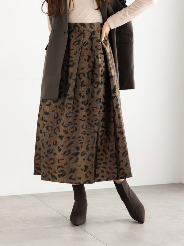 レオパードジャガードフレアスカート《2025Autumn catalog vol.2 item》(ブラウン)|Te chichi(テチチ)通販