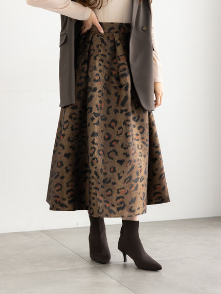 レオパードジャガードフレアスカート《2025Autumn catalog vol.2 item》(グレー/ブラウン)|Te chichi(テチチ)通販