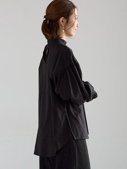 レースカフスボリュームスリーブブラウス(オフホワイト/ブラック)|Te chichi(テチチ)通販