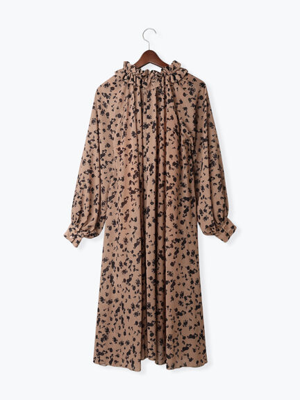 フラワーシフォンフリルネックドレス(ブラック/ベージュ)|Te chichi(テチチ)通販