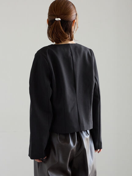 コンパクトノーカラージャケット(ブラック/ベージュ)|Te chichi(テチチ)通販