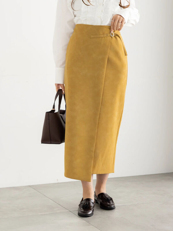 エコスエードベルテッドスカート《2025Autumn catalog vol.2 item》(ベージュ)|Te chichi(テチチ)通販