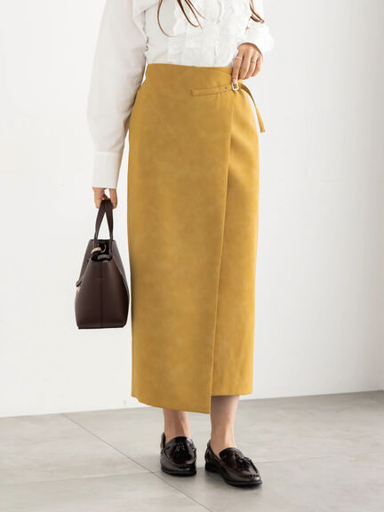 エコスエードベルテッドスカート《2025Autumn catalog vol.2 item》(ベージュ/ブラウン)|Te chichi(テチチ)通販