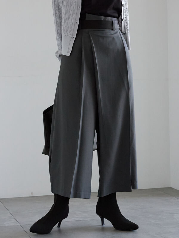 アシメクロップドパンツ(グレー)|Te chichi(テチチ)通販