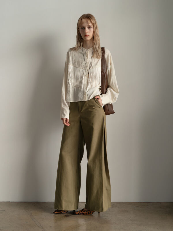 サイドタックデザインパンツ《2025Autumn catalog vol.2 item》(キャメル)|Te chichi(テチチ)通販