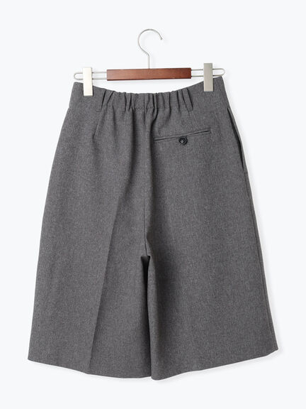 フロントタックハーフパンツ《2025Autumn catalog vol.2 item》(グレー/ブラック)|Te chichi(テチチ)通販