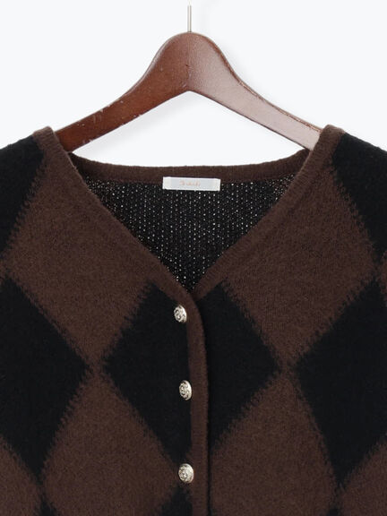 アーガイルジャガードVネックカーディガン(オフホワイト/ブラウン)|Te chichi(テチチ)通販