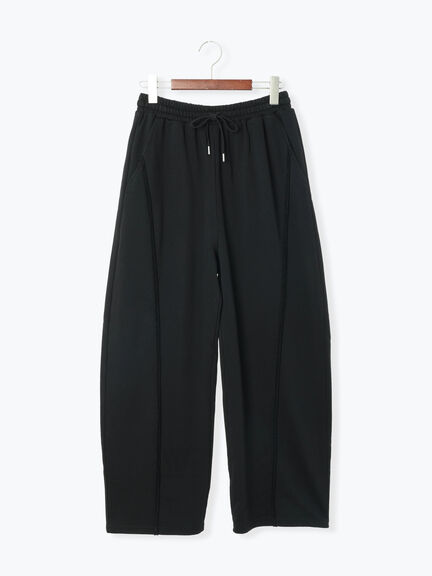 アウトシームスウェットカーブパンツ《2025autumn catalog item》(グレー/ブラック/モカ)|Te chichi TERRASSE(テチチ テラス)通販