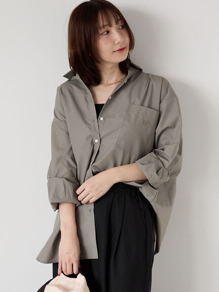 胸刺繍オーバーサイズシャツ《2025autumn catalog item》(オフホワイト/モカ/ブルー)|Te chichi TERRASSE(テチチ テラス)通販