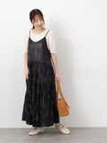 しわ加工フェイクレザーキャミワンピース《2025autumn catalog item》(ブラック)|Te chichi TERRASSE(テチチ テラス)通販