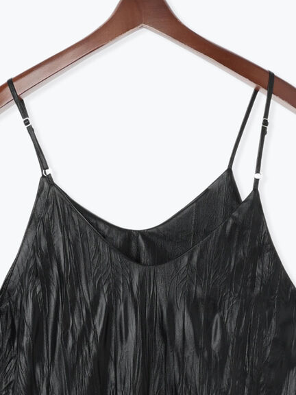 しわ加工フェイクレザーキャミワンピース《2025autumn catalog item》(ブラック/ブラウン)|Te chichi TERRASSE(テチチ テラス)通販