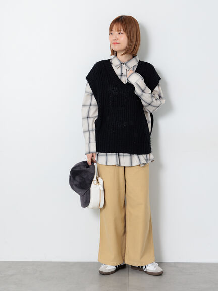 バックサテンベイカーパンツ《2025autumn catalog item》(ブラック/ベージュ/カーキ)|Lugnoncure(ルノンキュール)通販