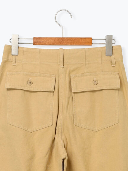 バックサテンベイカーパンツ《2025autumn catalog item》(ブラック/ベージュ/カーキ)|Lugnoncure(ルノンキュール)通販