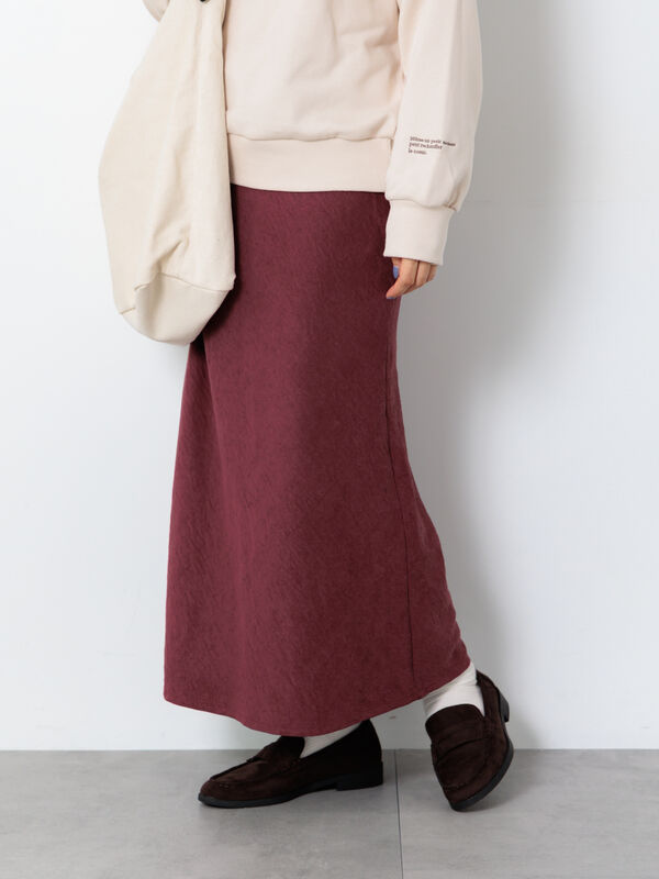 スウェード調バイアススカート《2025autumn catalog item》(レッド)|Lugnoncure(ルノンキュール)通販