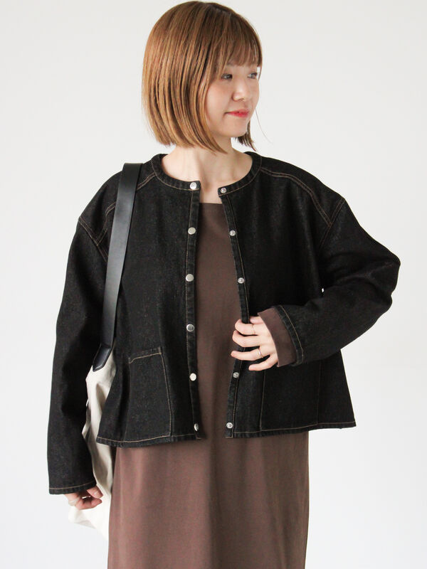 ノーカラーデニムジャケット《2025autumn catalog item》(ブラック)|Lugnoncure(ルノンキュール)通販