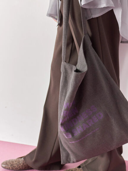 フロッキーロゴトート(チャコールグレー/ライトベージュ/ブラウン)|Samansa Mos2 blue(サマンサモスモス ブルー)通販