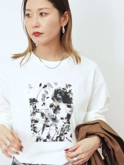 箔フォトプリントロンT(オフホワイト/グレー/チャコールグレー)|Samansa Mos2 blue(サマンサモスモス ブルー)通販