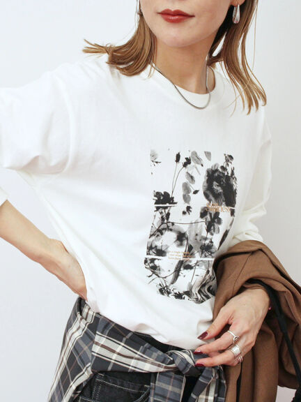 箔フォトプリントロンT(オフホワイト/グレー/チャコールグレー)|Samansa Mos2 blue(サマンサモスモス ブルー)通販