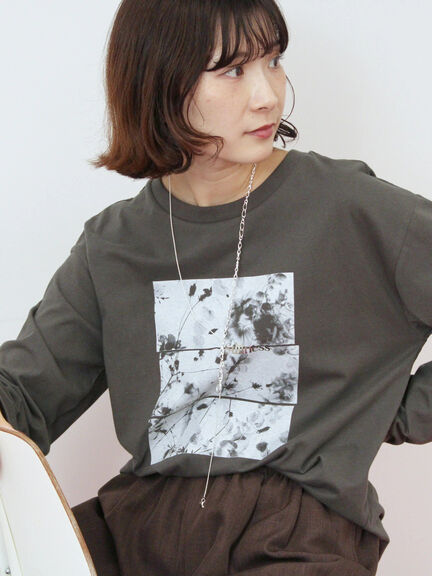 箔フォトプリントロンT(オフホワイト/グレー/チャコールグレー)|Samansa Mos2 blue(サマンサモスモス ブルー)通販