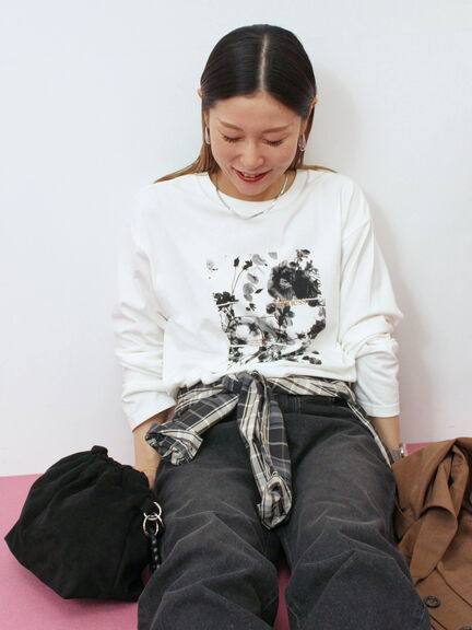 箔フォトプリントロンT(オフホワイト/グレー/チャコールグレー)|Samansa Mos2 blue(サマンサモスモス ブルー)通販