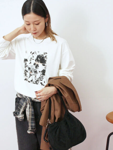 箔フォトプリントロンT(オフホワイト/グレー/チャコールグレー)|Samansa Mos2 blue(サマンサモスモス ブルー)通販