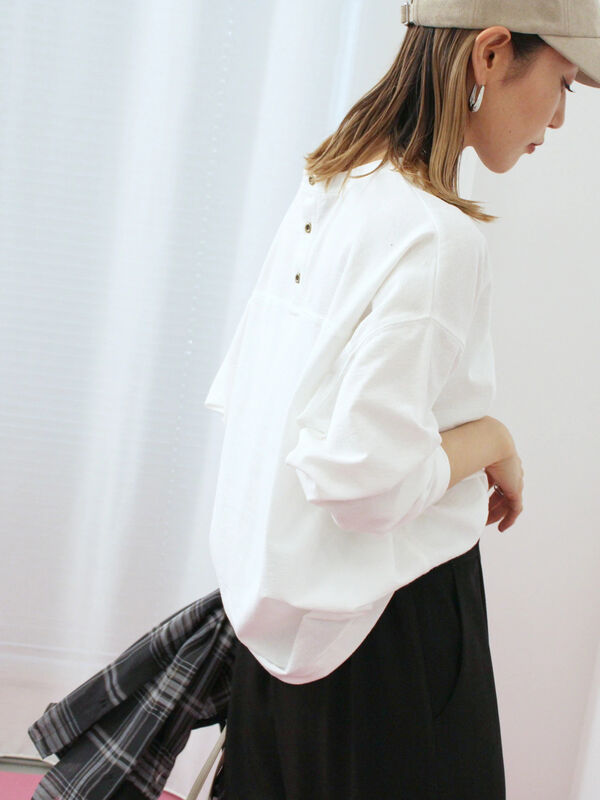 リネンタッチドルマンスリーブプルオーバー(オフホワイト)|Samansa Mos2 blue(サマンサモスモス ブルー)通販