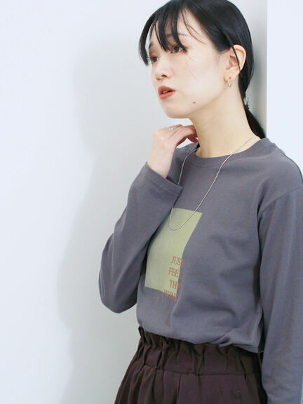 スクエアプリントプルオーバー(オフホワイト/チャコールグレー/Sグレー)|Samansa Mos2 blue(サマンサモスモス ブルー)通販