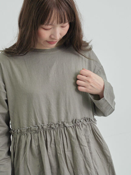 【WEB限定 Sサイズ】製品染めヘンプコットン前後着ギャザーワンピース(グレー/レッド/キナリ)|TSUHARU by Samansa Mos2(ツハルバイサマンサモスモス)通販