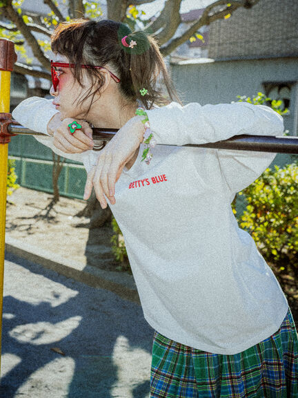 ショッパー柄 バックプリントロンT(ピンク/レッド/パープル)|BETTY'S BLUE(ベティーズブルー)通販