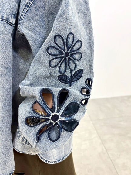 くり抜きフラワー刺繍シャツ(ブラック/カーキ/ブルー)|SM2(エスエムツー)通販