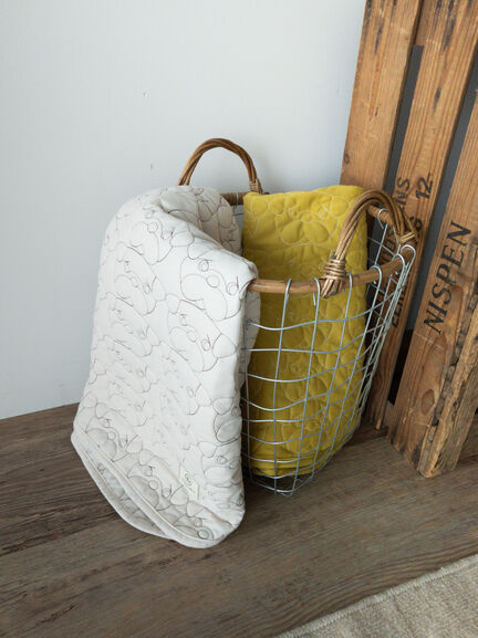 【yukino×SamansaMos2home’s】キルトブランケット(ベージュ/マスタード)|Samansa Mos2 home's(サマンサモスモスホームズ)通販